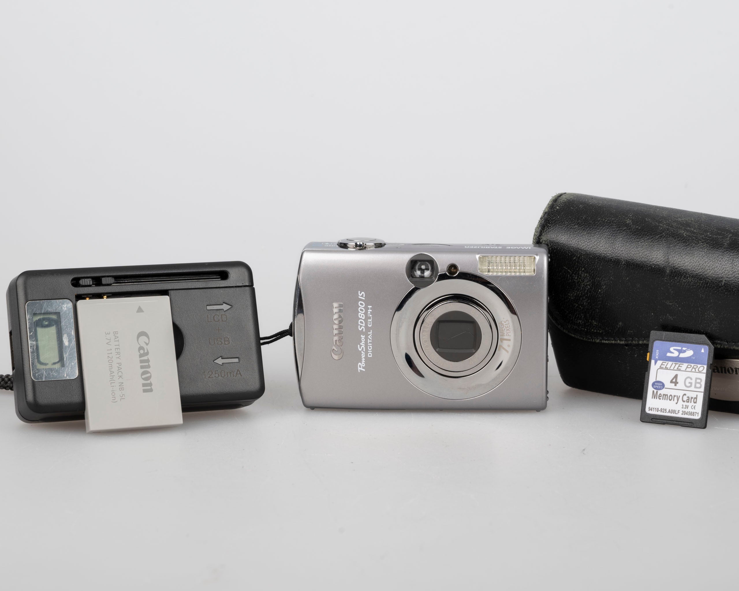 Canon PowerShot Digital ELPH SD1000 7.1MP deals Digital Camera, 2 Batteries w Charger