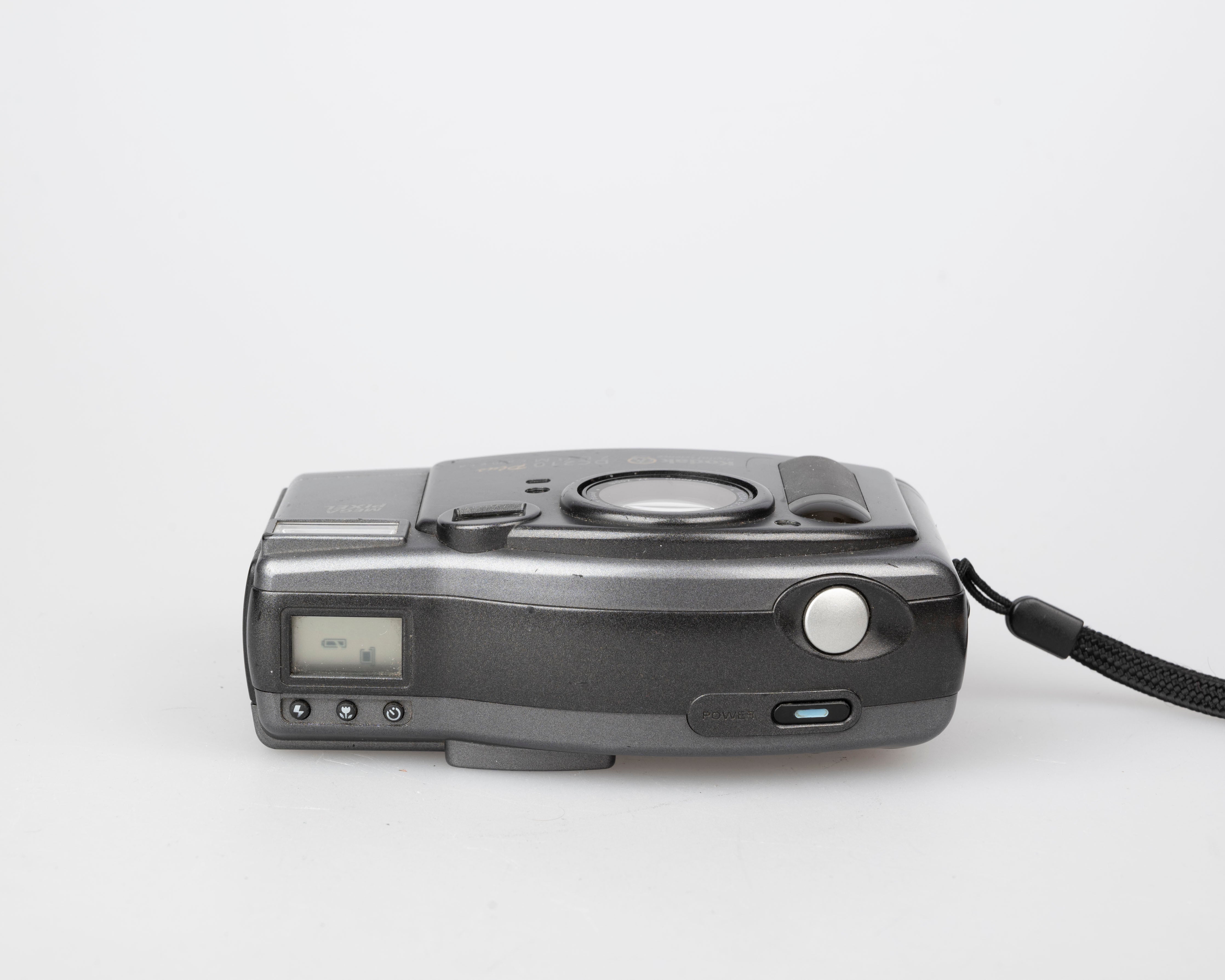 Kodak DC210 Plus digicam w/ megapixel CCD sensor w/ 256 MB CF card 