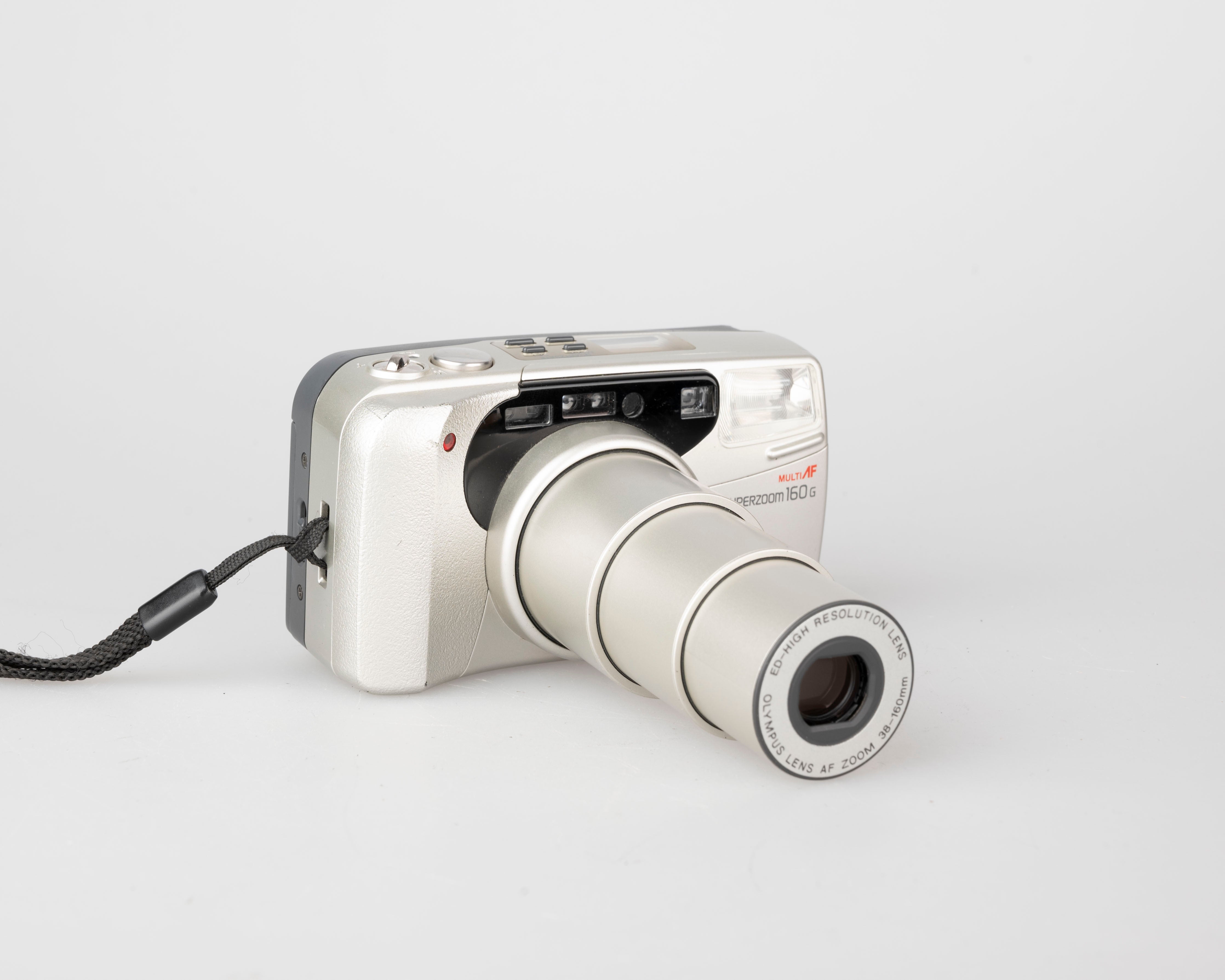 Olympus Superzoom 160G 35mm camera w/ case (serial 5023593) – New 