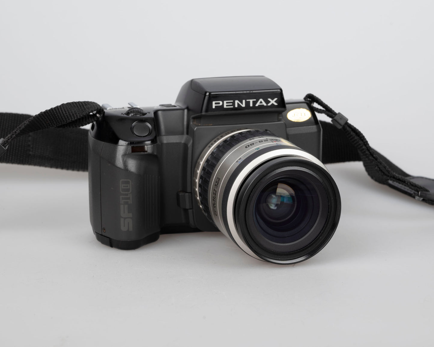 Pentax SF10 35mm SLR w/ SMC Pentax-FA 28-80mm zoom lens (serial 4195760)