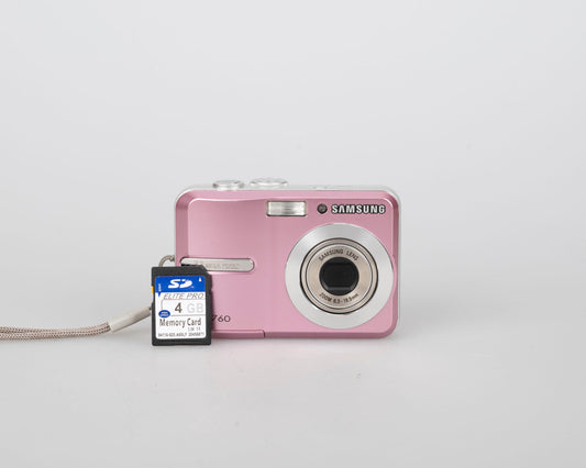 Appareil photo numérique Samsung S760 7,2 MP avec carte SD de 4 Go (utilise des piles AA)