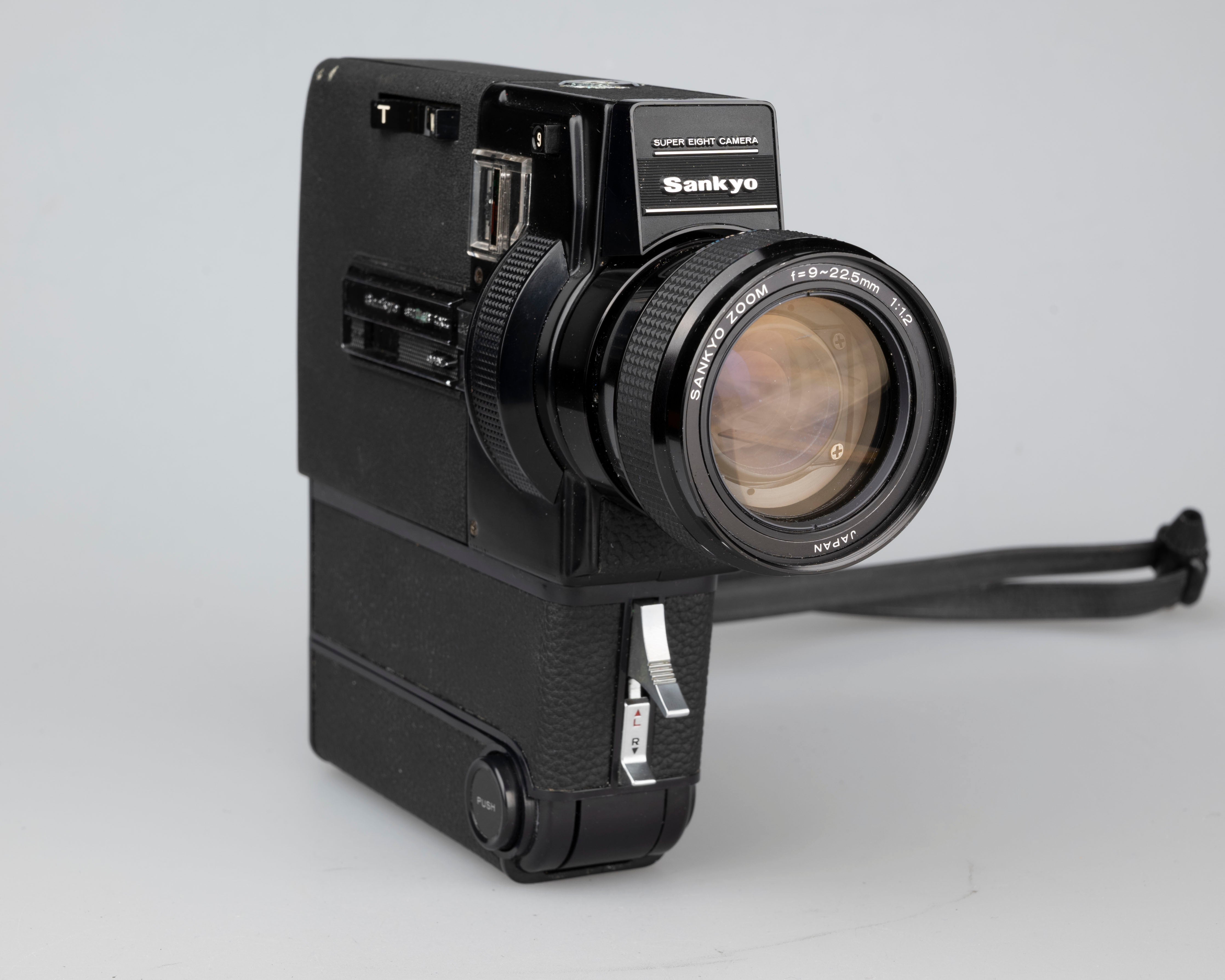 Sankyo Super LXL 250 Super 8 camera (serial 223500)