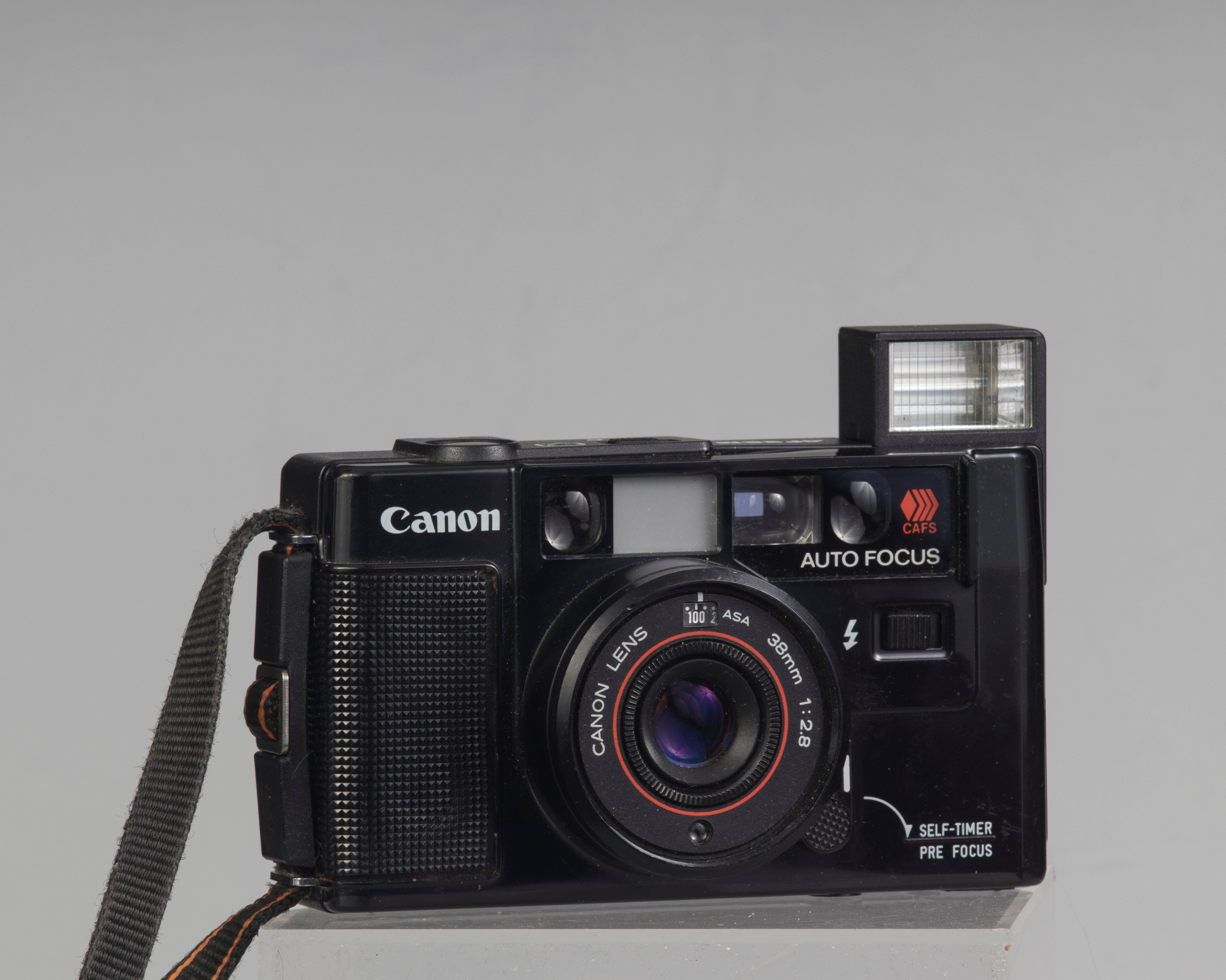 Canon AF35M (aka Sure Shot or Autoboy) 35mm film point-and-shoot w/case