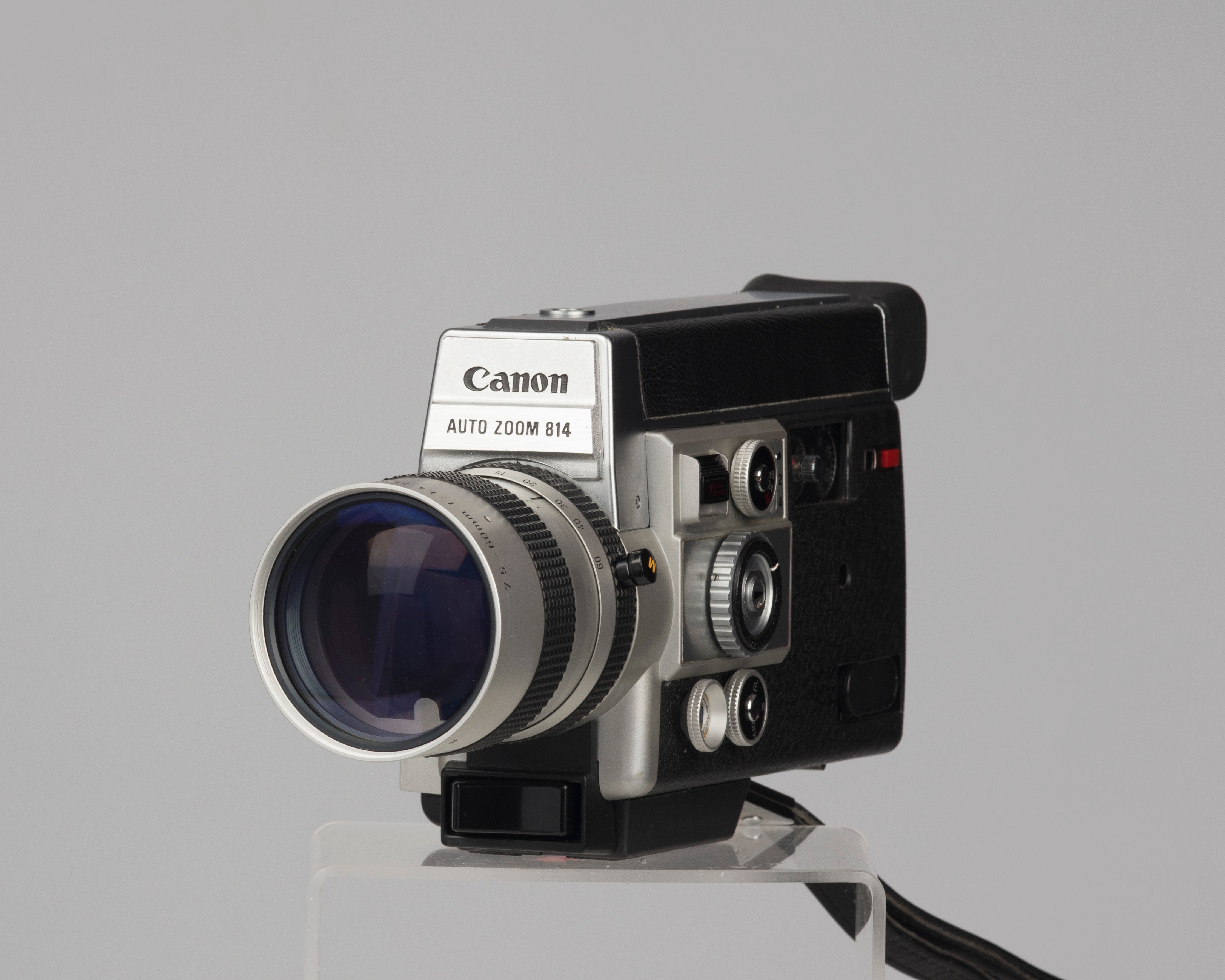 Canon Auto Zoom 814 Electronic Super 8 movie camera