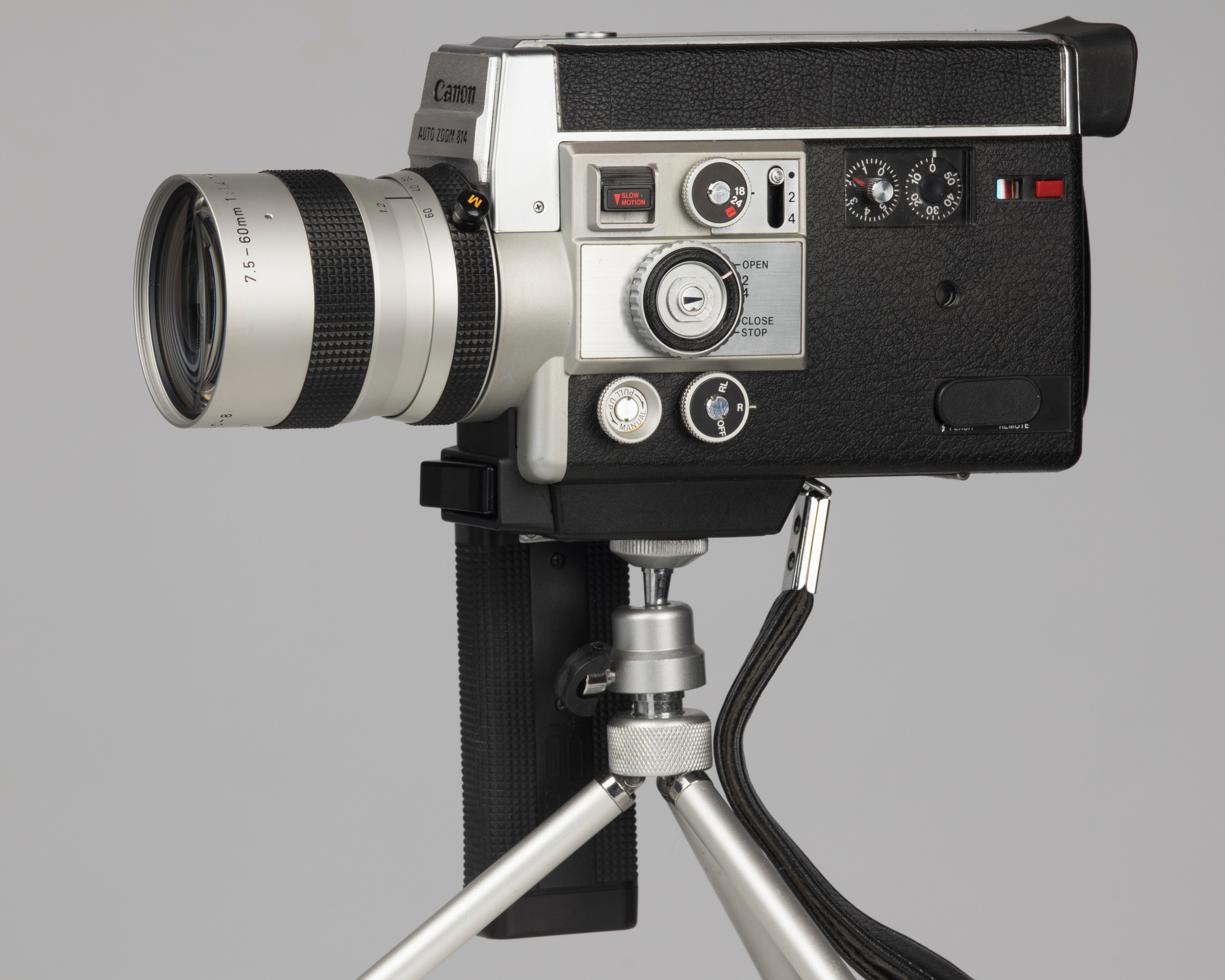 Canon Auto Zoom 814 Electronic Super 8 movie camera