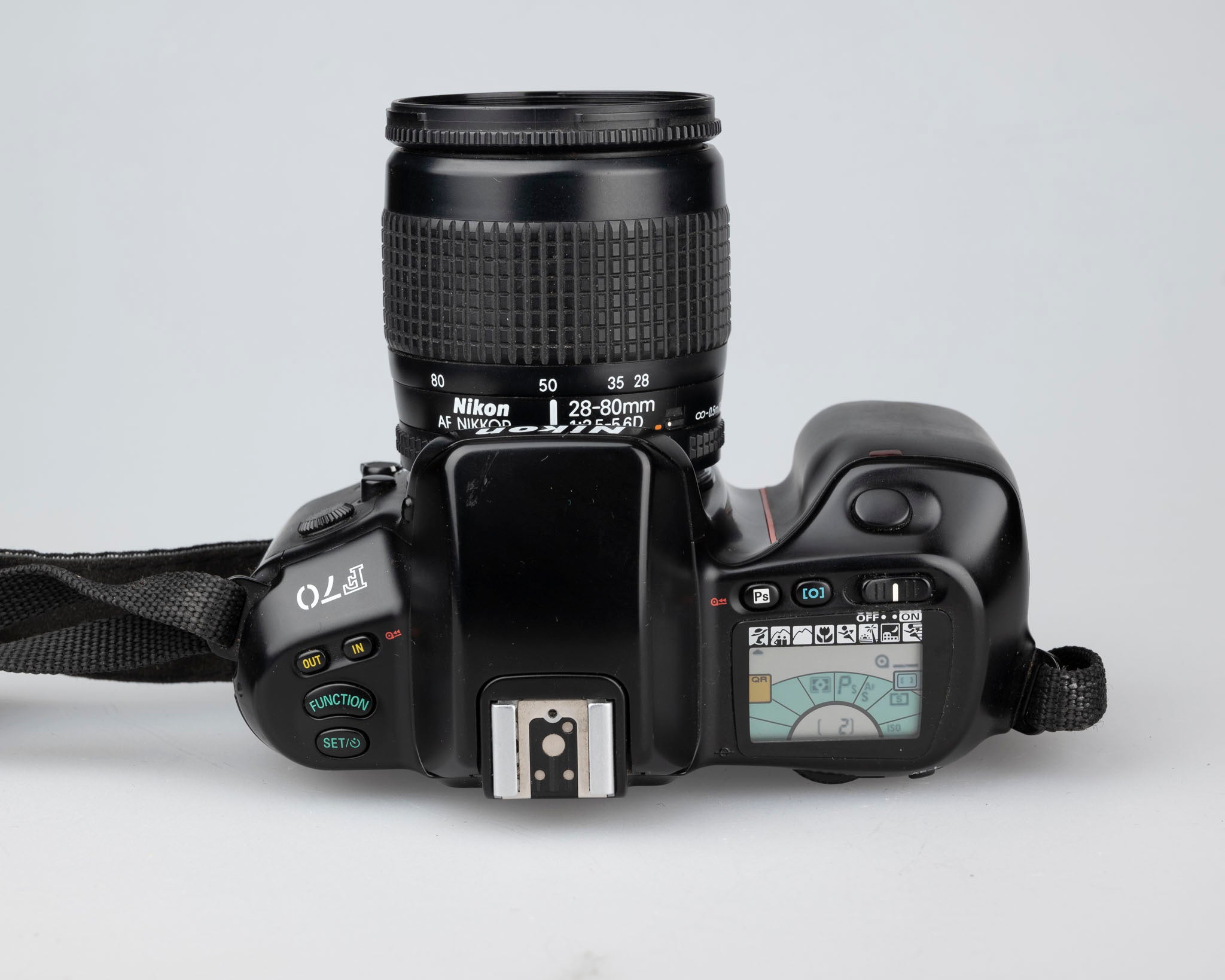 Nikon F70 35mm film SLR w/ AF Nikkor 28-80mm 3.5-5.6D lens – New Wave Pool