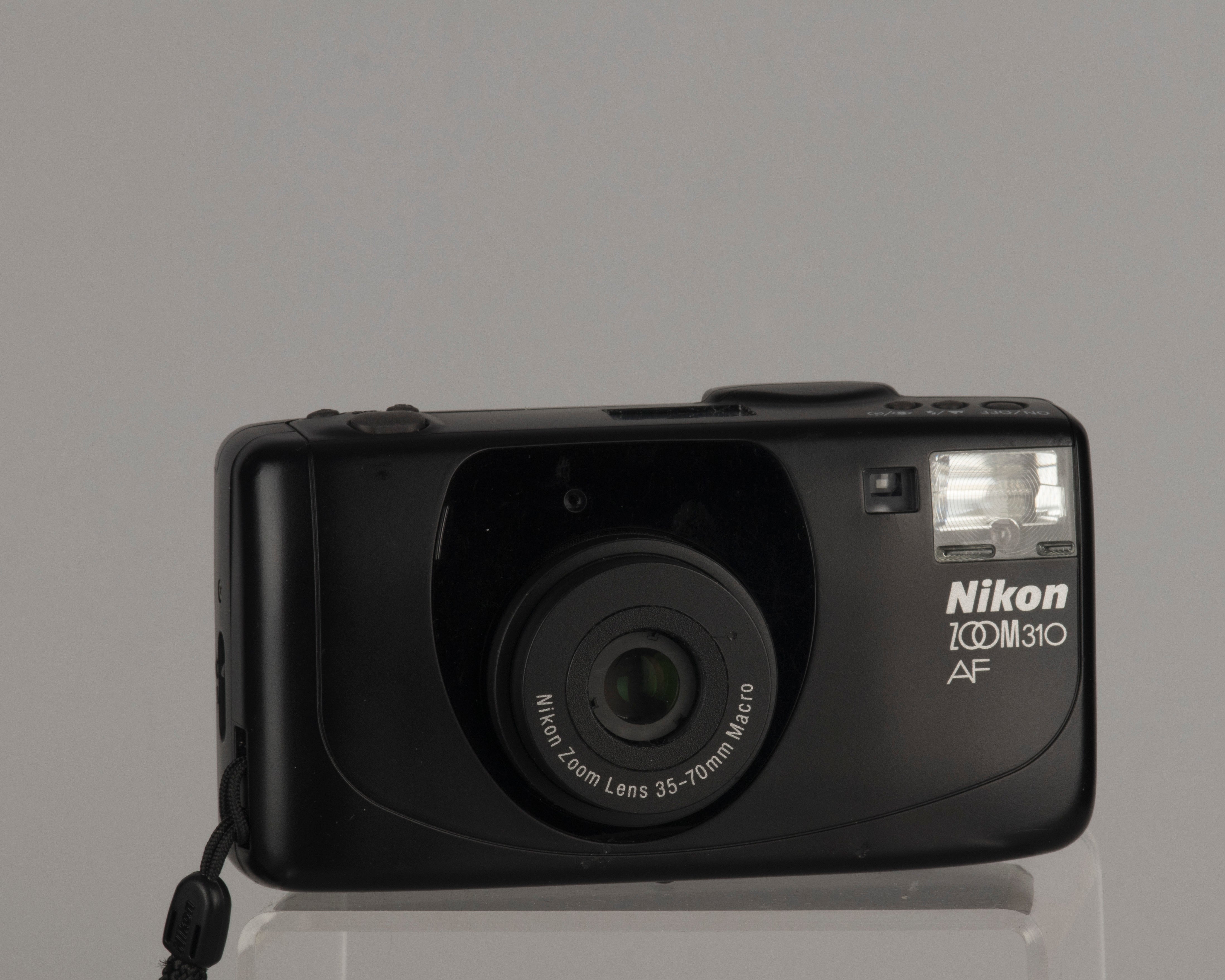 Nikon Zoom 310AF 35mm camera with case – New Wave Pool