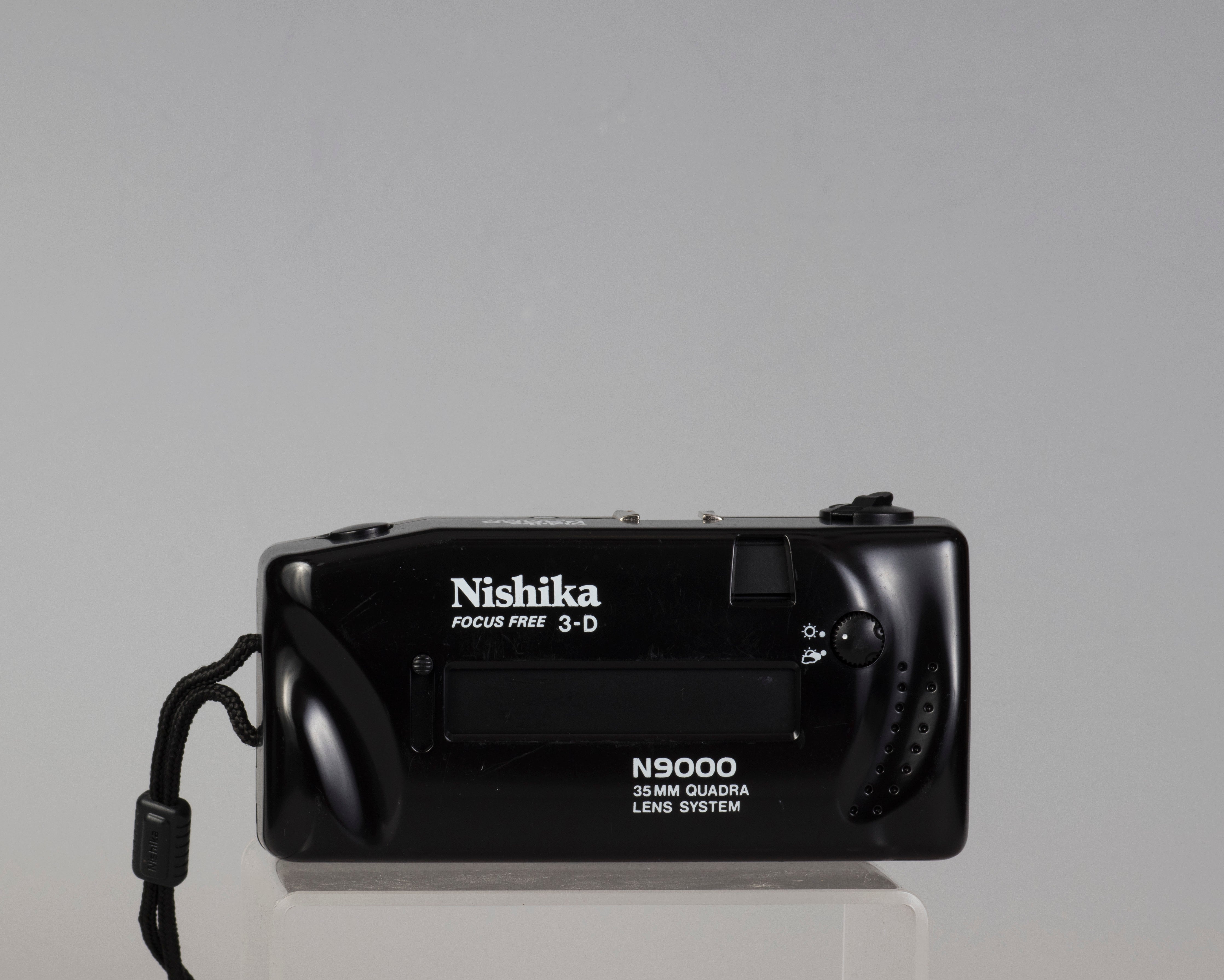 Nishika N9000 3D 35mm camera – New Wave Pool