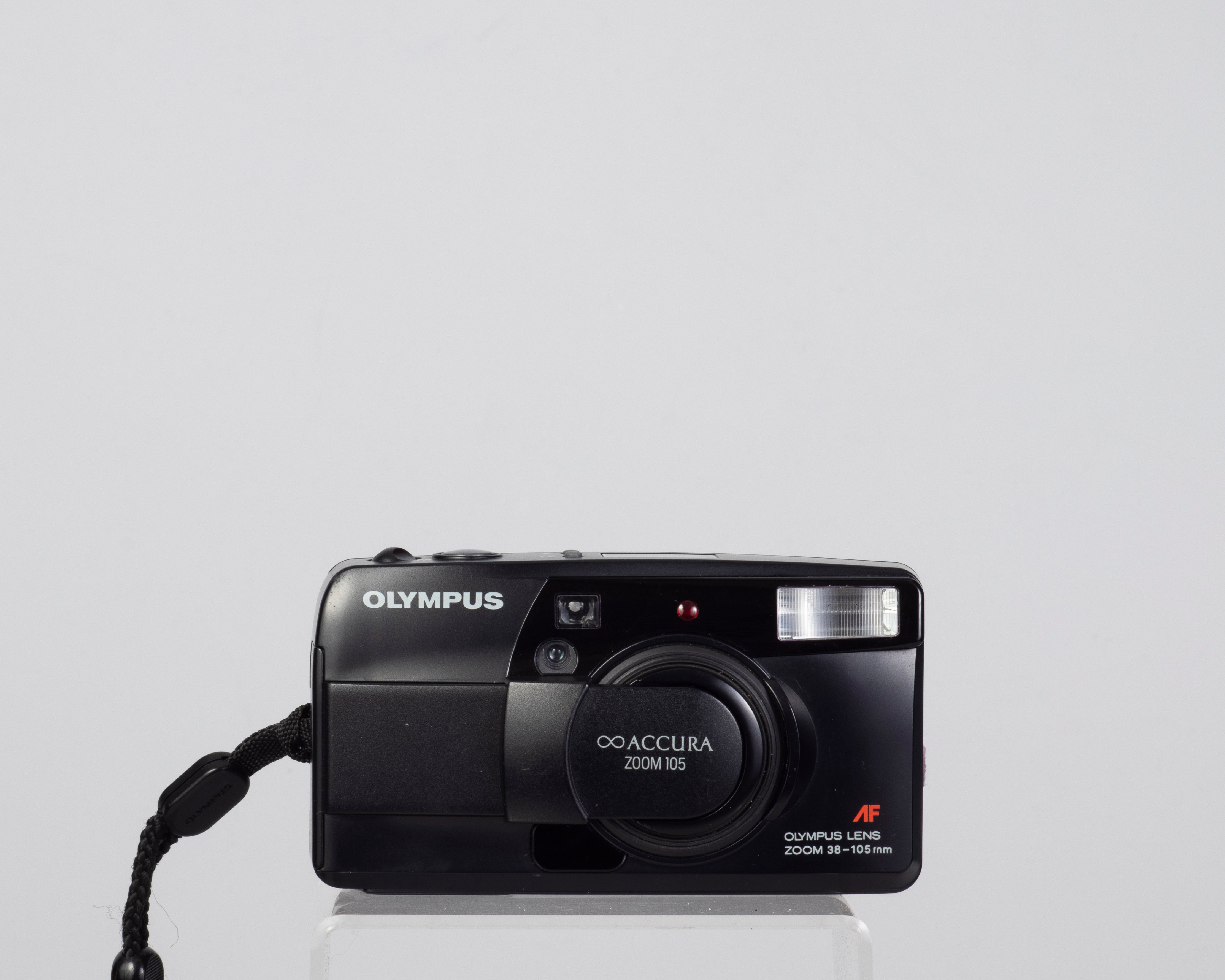 Olympus Infinity Accura Zoom 105 35mm camera (serial 1050068)