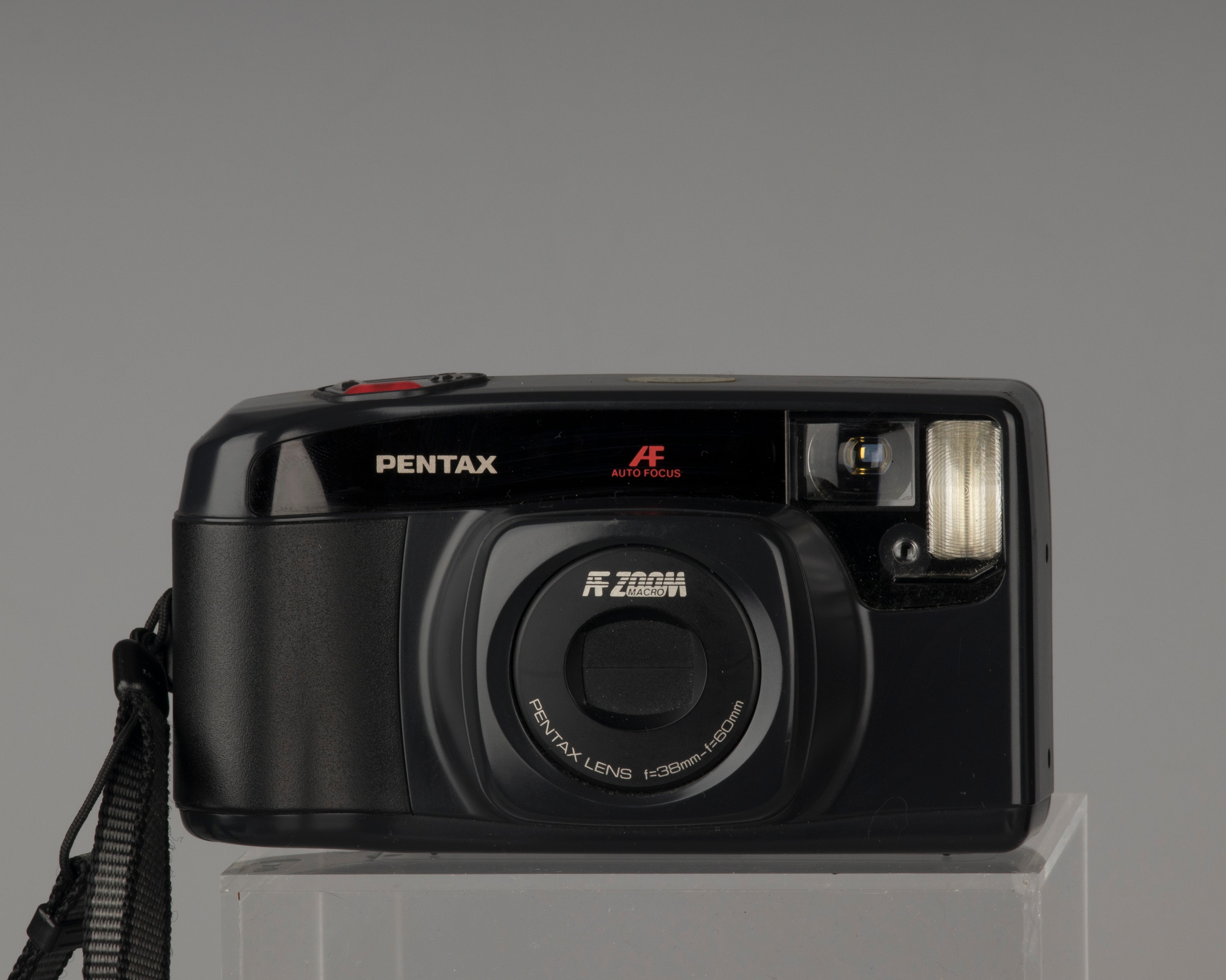 Pentax Zoom 60 35mm camera – New Wave Pool